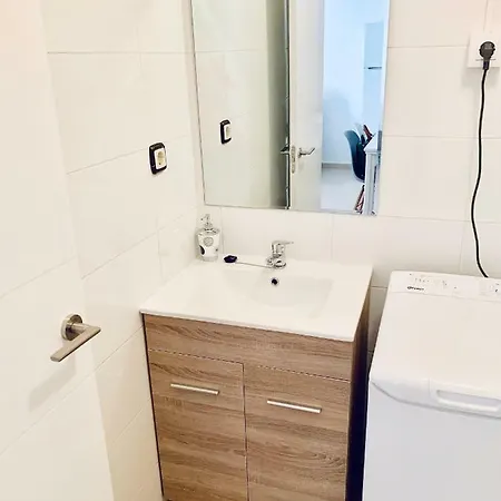 R10 Edificio Ronda Iv * Фуэнхирола